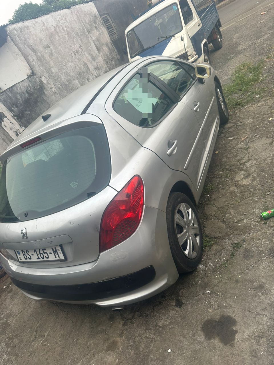 Peugeot 2009